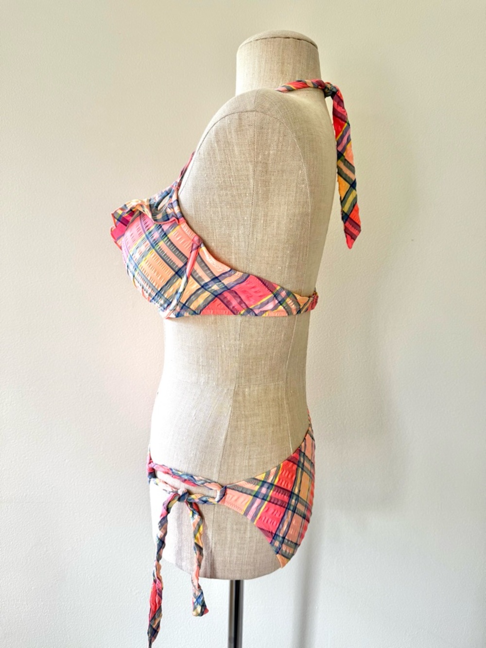 Victoria's Secret Seersucker Ruffled Push Up Bikini Set Plaid Pink Blue 36C LG - Picture 3 of 9